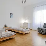 Family Mod Apartment Terme Di Caracalla Fao